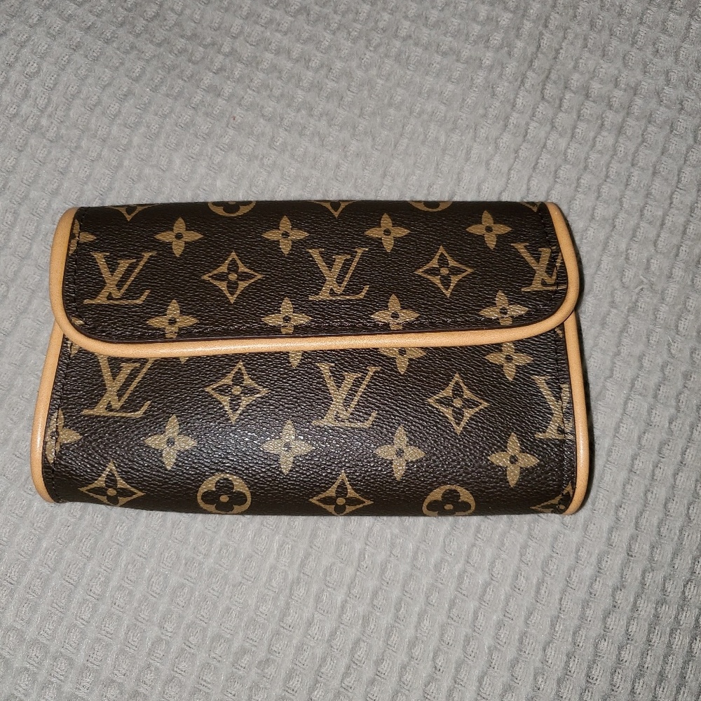 Hand bag